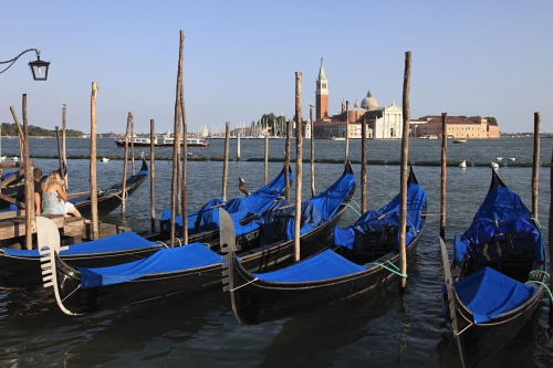 283-01.jpg